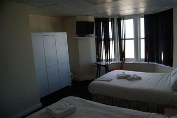 Hotel The Royal Windsor 2*